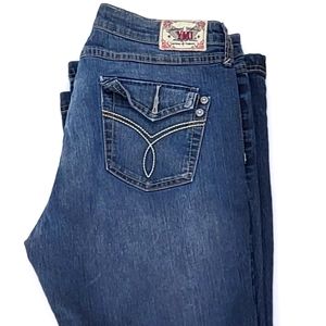 YMI Low-Rise Boot Cut Blue Medium Wash Embroidered Pockets Jeans Womens Size13